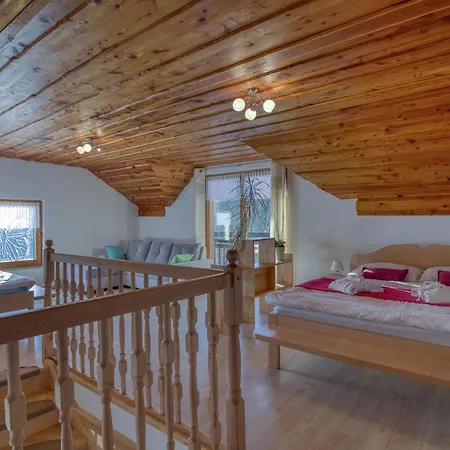 別荘 Pool & Wellness Sunshine - Happy